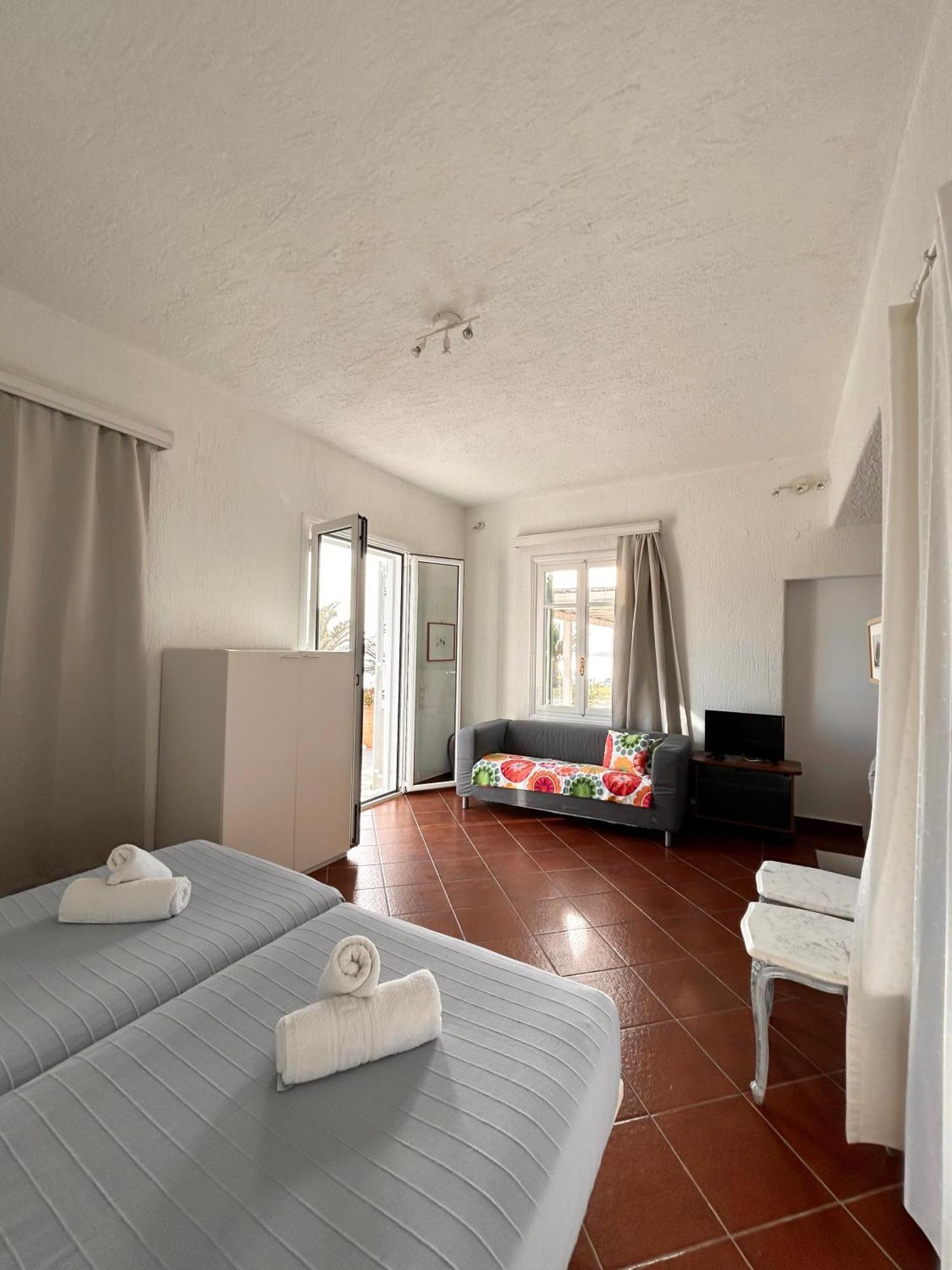 Fos Apartments Mykonos Agios Ioannis Diakoftis Cameră foto